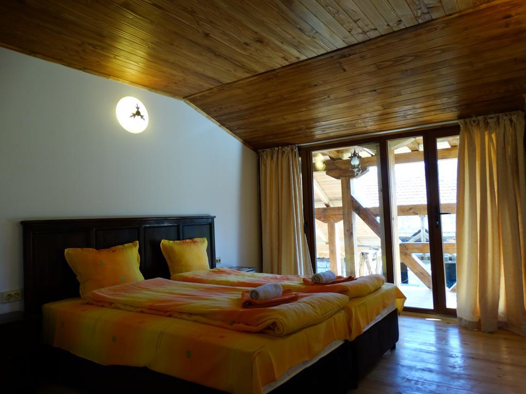 Hotel Krai Potoka à Krushuna Extérieur photo