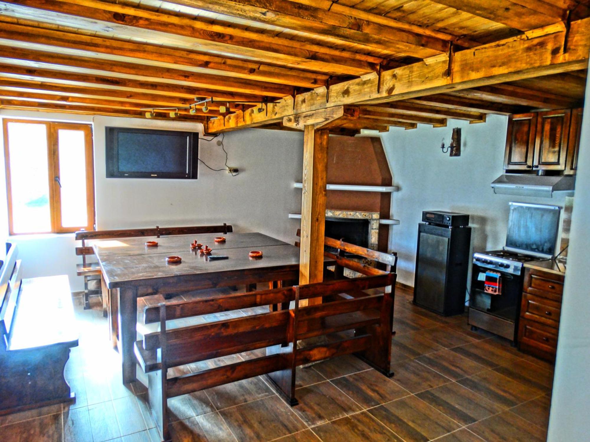Hotel Krai Potoka à Krushuna Extérieur photo